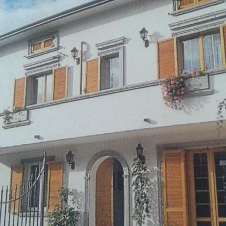 Garden Hotel Bastia Umbra Exterior photo